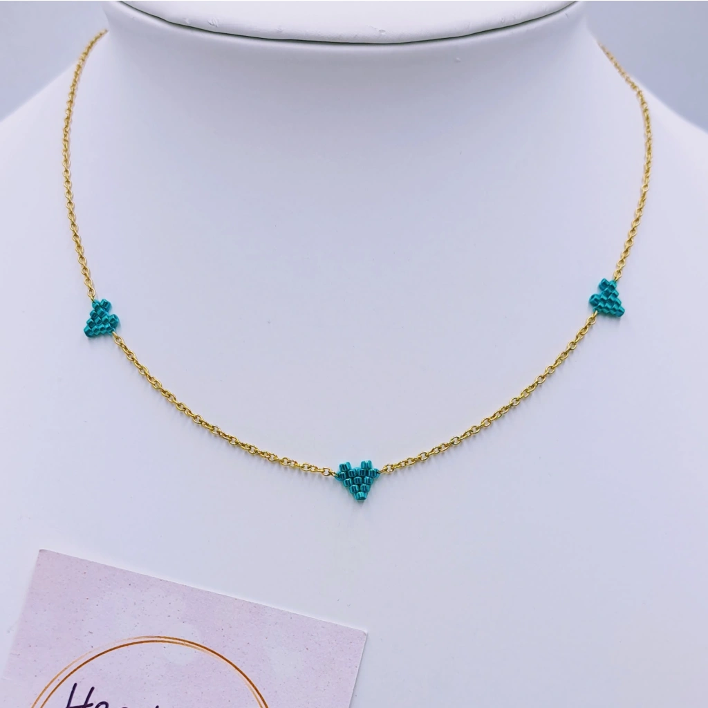 Three Tiny Hearts Necklace - 5