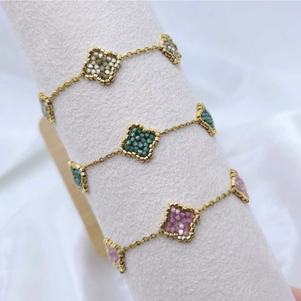Four Clovers Bracelet - 1