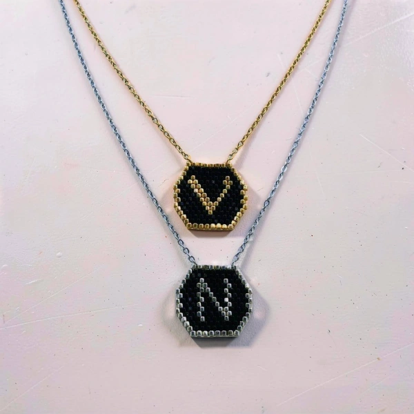 Monogram Medium