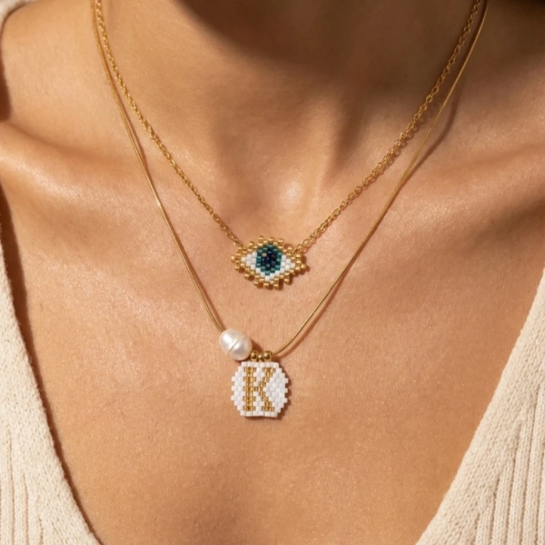 Eye Lashes Necklace