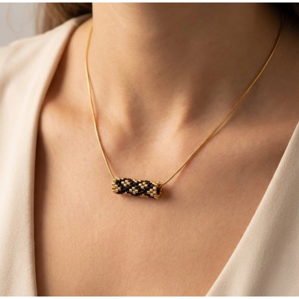 Geometric Barel Necklace